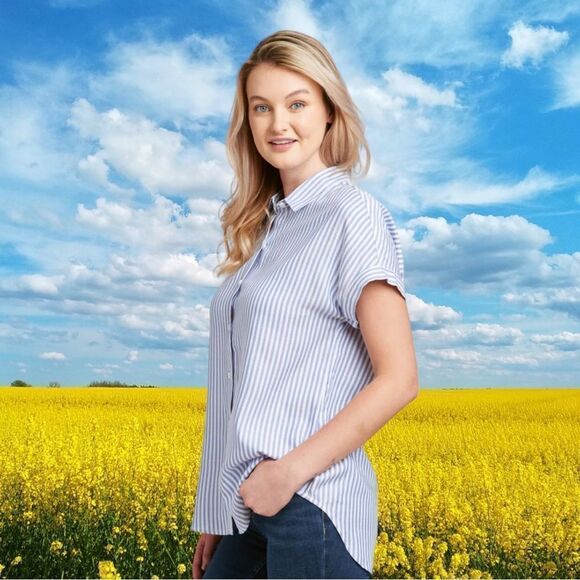 Beach lunch lounge spencer stripped blue and white button up top new - Picture 3 of 9